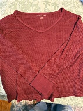 American Eagle Outfitters Women’s Maroon Waffle V-Neck Sweater